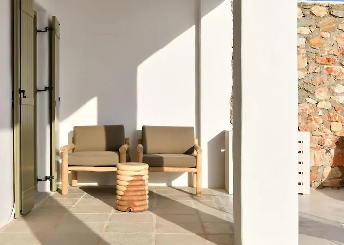 Luxury Paros Ianthe Striking Beauty 4 Bedrooms Pounda