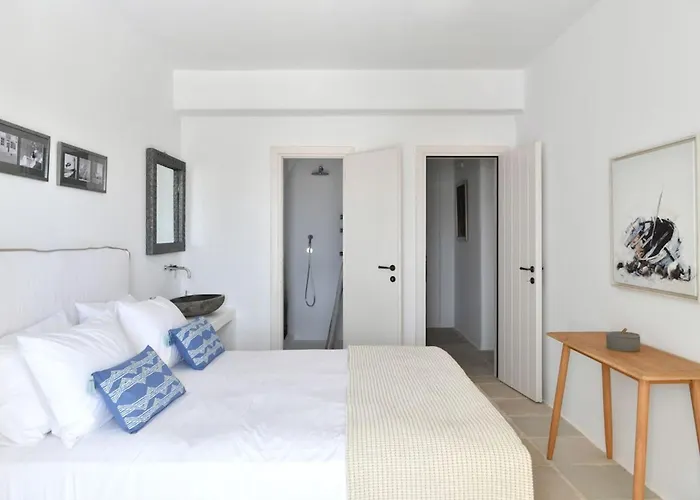 Luxury Paros Ianthe Striking Beauty 4 Bedrooms Villa *