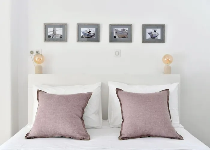 Luxury Paros Ianthe Striking Beauty 4 Bedrooms * Pounda