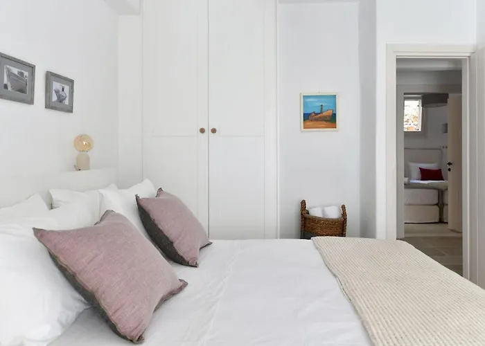 Luxury Paros Ianthe Striking Beauty 4 Bedrooms Villa *