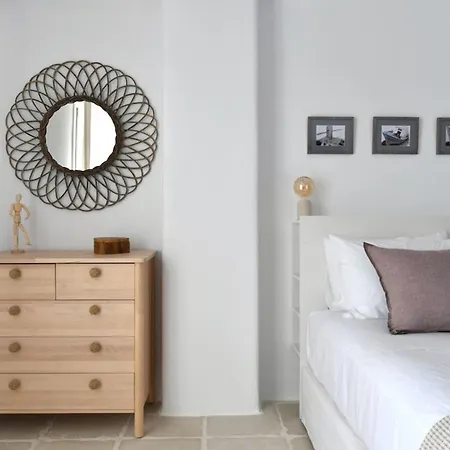 别墅 Luxury Ianthe Striking Beauty 4 Bedrooms Glisidia Páros